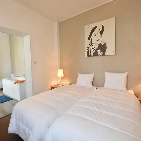 Holiday home Modern In With Garden, Cleaning Included De Panne