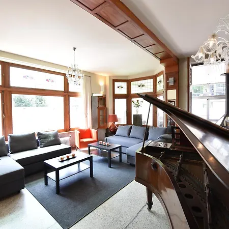 Modern In With Garden, Cleaning Included * De Panne